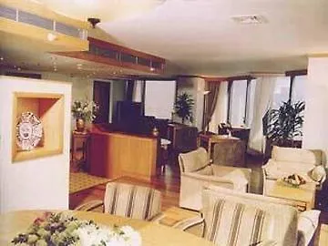 Crowne Plaza Ξενοδοχείο 4*